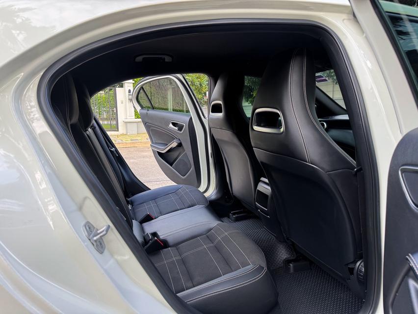 รหัสรถ AVA9730 🌈 Benz A180 W176 AMG Top  ปี 2015 13