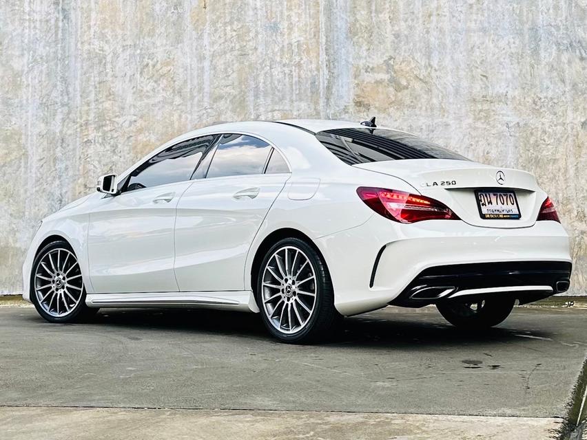 Mercedes-Benz CLA250 AMG Dynamic โฉม W117 4