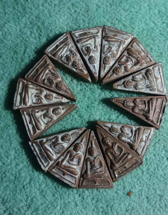 พระนางพญาขาโต๊ะวัดทองปี 2555