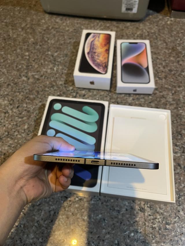 ขายiPadMini6สีSpace Black64กิ๊กWifi Celluer ใส่ซิมได้ยกกล่องอีมี่ตรงไร้รอยใช้งานดีถูกมากก