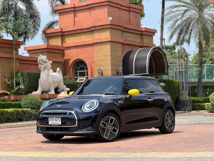 รหัสรถ PJP5272 2021 MINI COOPER ELECTRIC SE