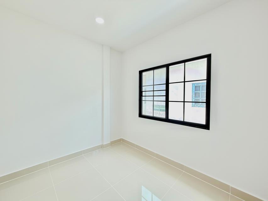 ขายทาวน์เฮ้าส์ หมู่บ้านนริศรา ซ.46 (โทรสอบถามราคา) 16