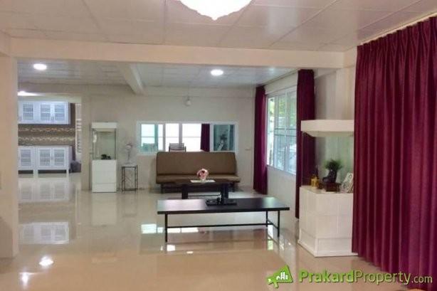 ให้เช่าบ้านเดี่ยว 2 ชั้น 240 ตร.ม. หมู่บ้าน ต.รวมโชค ย่านโชคชัย 4 เหมาะพักอาศัย (ไม่มีเฟอร์นิเจอร์) 7