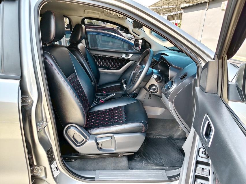 MAZDA BT-50 2.2 PRO  Hi-Racer 4 ประตู   M/T ปี 2019 รูปที่ 9