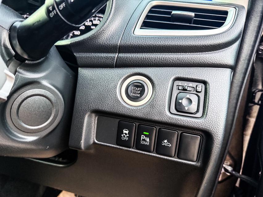 ขาย Mitsubishi Pajero 2.4GT ปี17 8