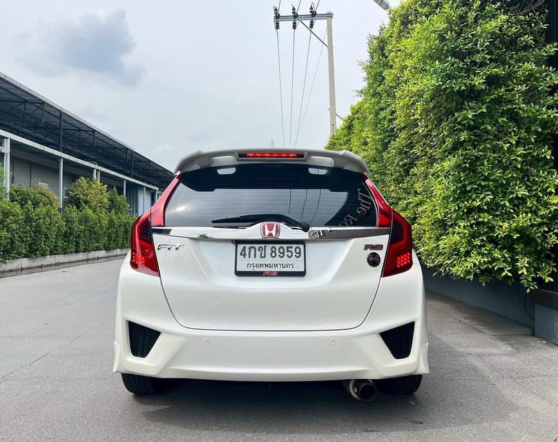 รหัสรถ AP8959 Honda Jazz 1.5 SV ปี 2015