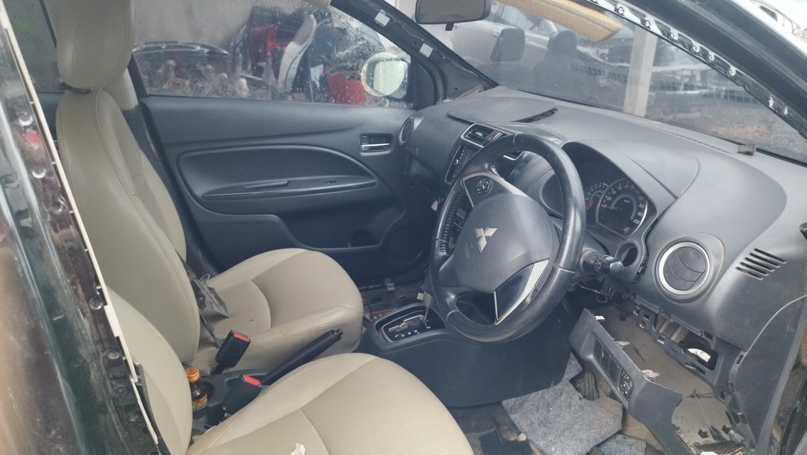 แยกอะไหล่แอททราจ  0638052894 4