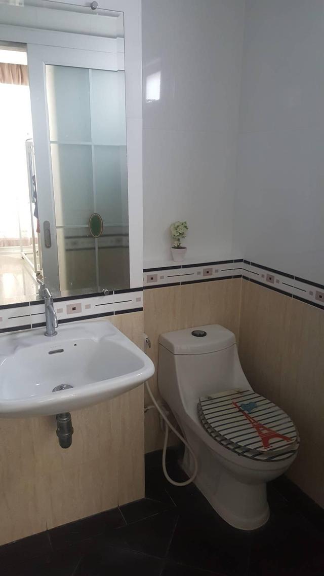 คอนโดมิเนี่ยม 2 ห้องนอน 2 ห้องน้ำ 1 ห้องรับแขก 3