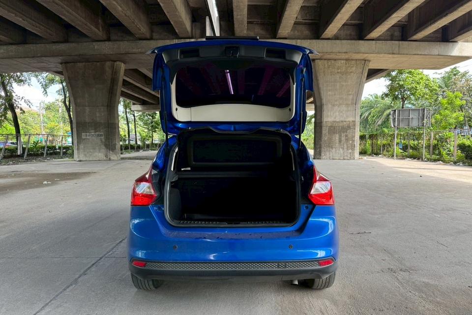 Ford Focus 1.6 Trend Hatchback AT ปี 2013 9