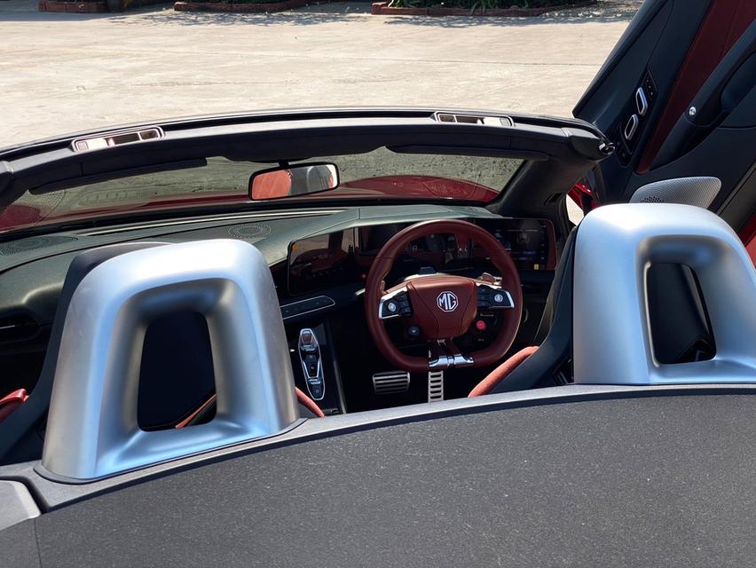 MG Cyberster Roadster EV รูปที่ 13
