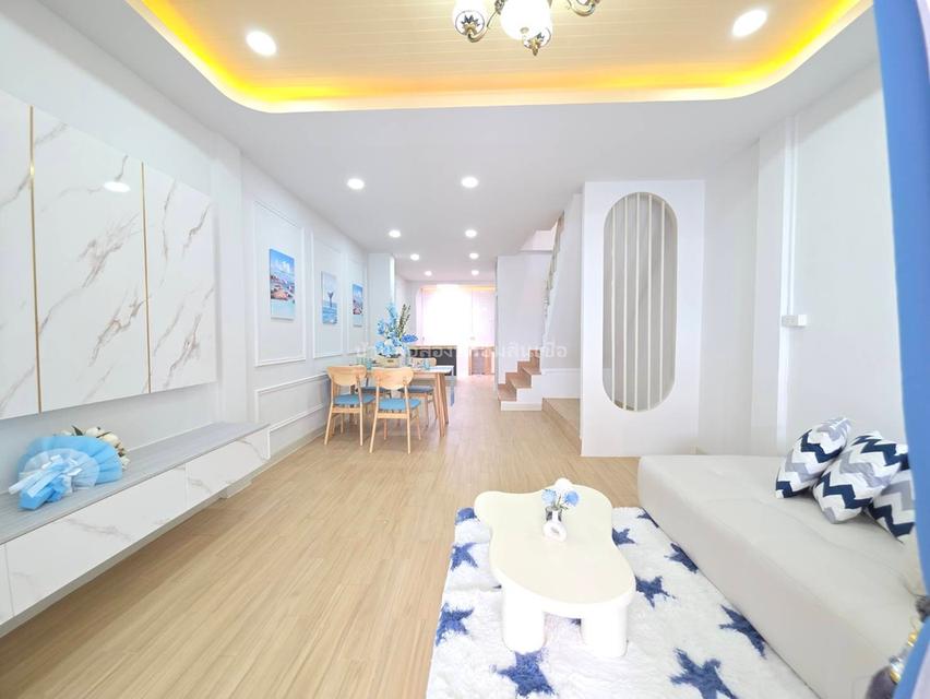 หมู่บ้านคณาทรัพย์ รามอินทรา 117