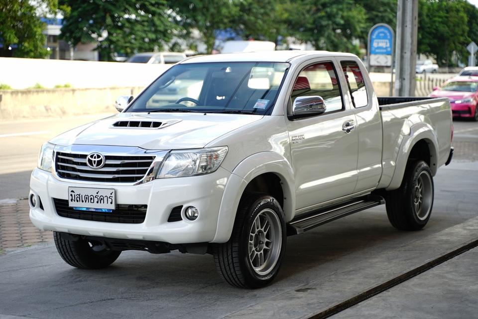 2015 TOYOTA HILUX VIGO CHAMP 2.5E prerunner 2