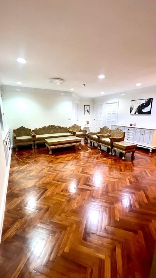 ให้เช่า คอนโด โมเดอร์น ทาวน์ 203 ตรม. 3นอน 3น้ำ ชั้น9 วิวโล่ง ใกล้btsเอกมัย ทองหล่อ 2