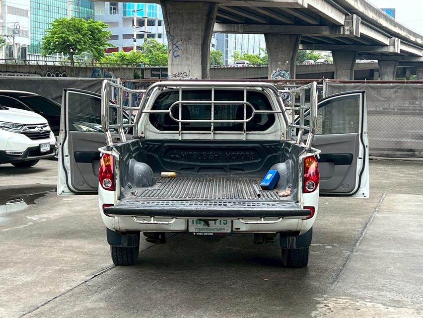 ขายรถ Mitsubishi Triton 2.4 หัวเดียว ปี 2014 สีขาว เกียร์ธรรมดา รูปที่ 15