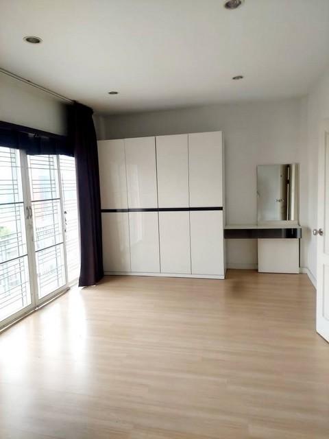 PP457 ขายทาวน์เฮ้าส์ 2 ชั้น โครงการ เนอวานา คลัสเตอร์ รามคำแหง 11