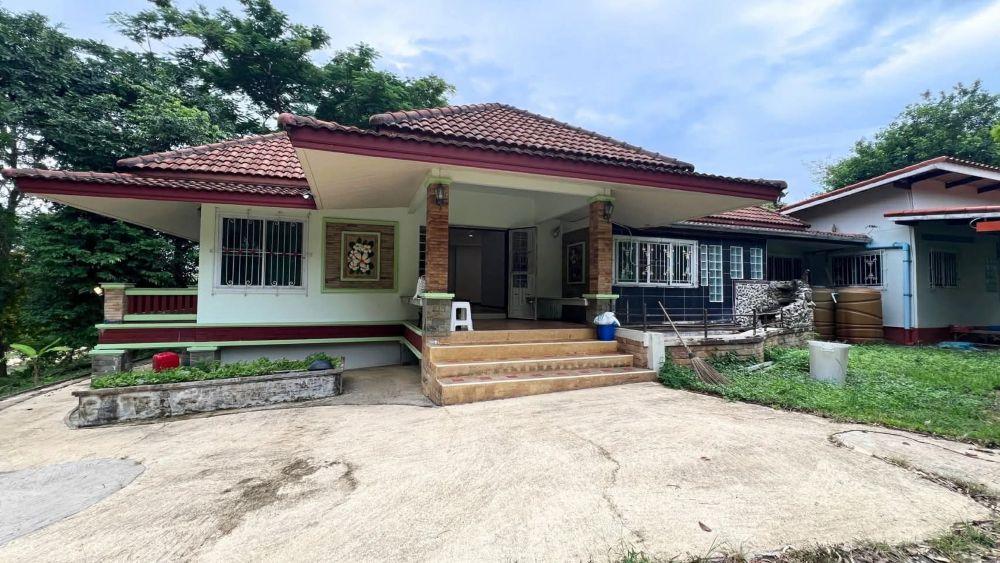 ขายบ้านพร้อมที่ดินริมน้ำ เขาคิชฌกูฏ จันทบุรี บรรยากาศสุดฟินบนพื้นที่ 10-3-7 ไร่