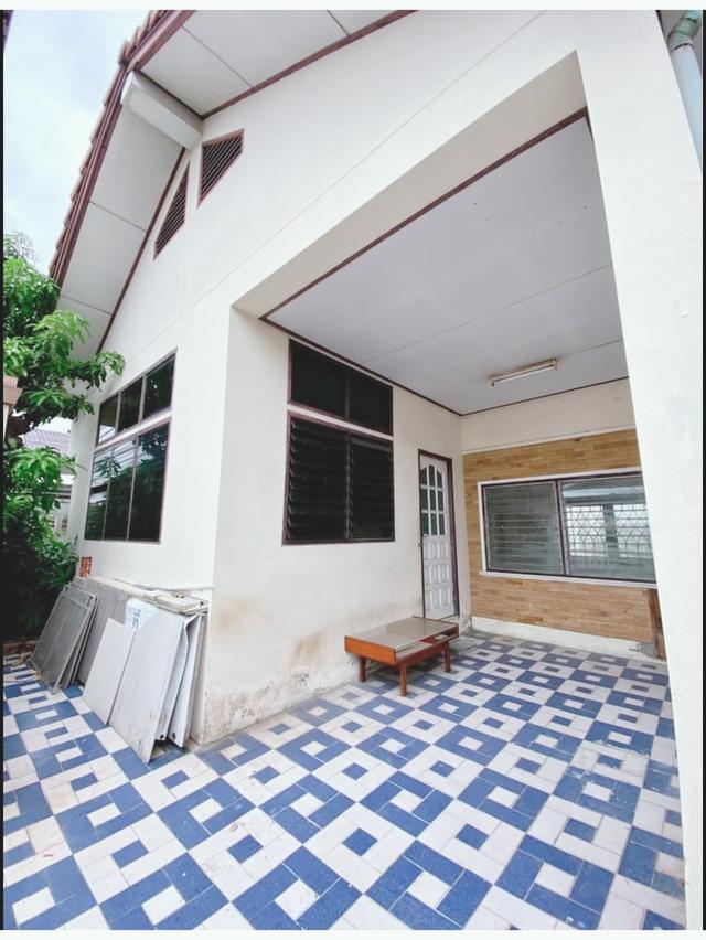 บ้านเดี่ยว32ตร.ว. ราคา2.99ล้าน (รวมภาษีรวมโอน) Detached House: 32 Sq.Wah / 2.99 Million Baht (All taxes and transfer fees included) 2