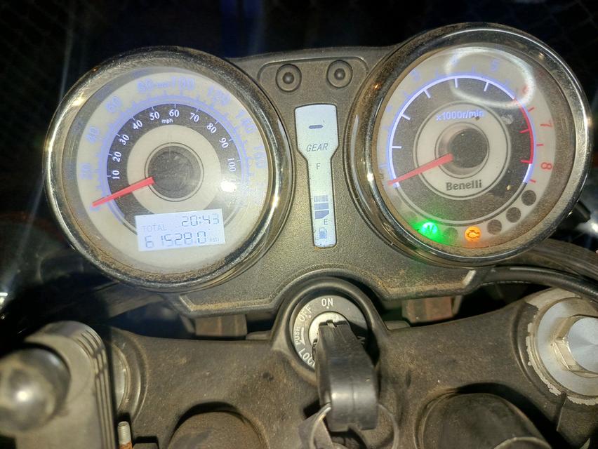 รถมอร์เตอร์ไซค์ Benelli Imperial 400 รูปที่ 13