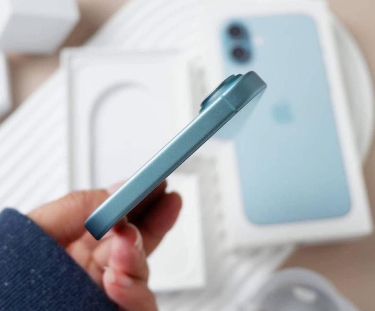 ขายราคาถูก iPhone 16 Plus สี Teal  2