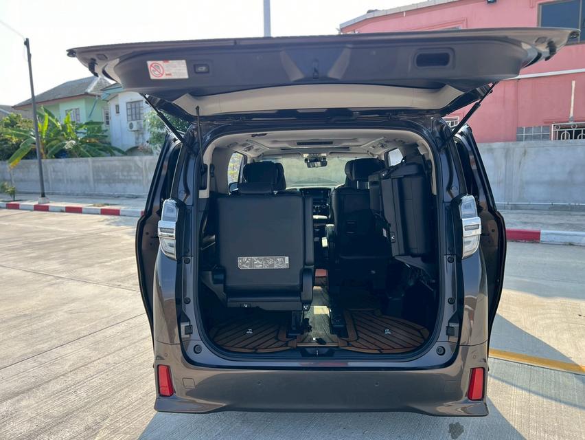 Toyota Vellfire 2.5 Hybrid E-Four ZR G Edition ปี 2019 ตัวท๊อปสุด สีน้ำตาล รถมือเดียวป้ายแดง รูปที่ 6