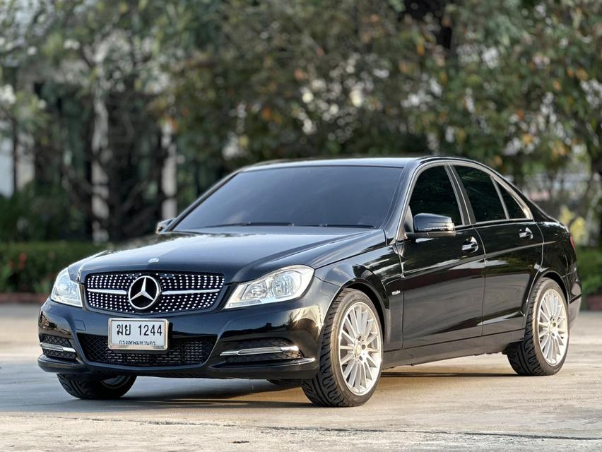 รหัสรถ PAT1244 Benz C200 1.8 CGI Blue Efficiency Amg (W204) 2012