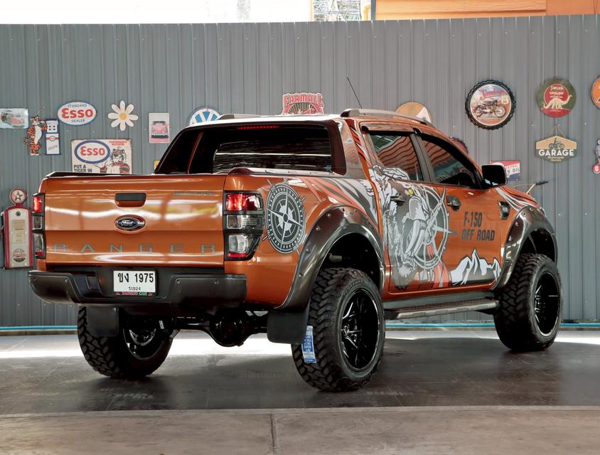 FORD RANGER 3.2 WildTrak Double Cab 4WD ปี2018 รถบ้านแท้ ออพชั่นเต็มคัน วิ่งน้อย