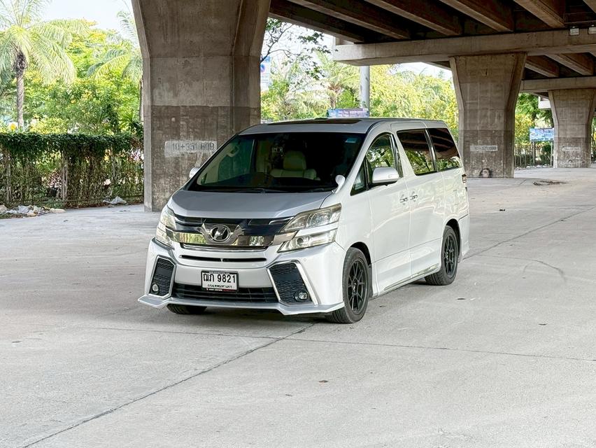 Toyota Vellfire 2.4 AT ปี 2010 เบาะไฟฟ้าคู่หน้า ประตูหลังไฟฟ้า ปุ่มสตาร์ท หลังคาแก้ว สดไม่มีแวทไม่มีค่าธรรมเนียม ถูกสุดในตลาด เพียง459,000บาท  ผ่อนเริ