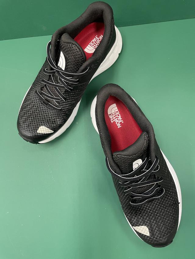 รองเท้า The North Face Mens Ampezzo Running Shoe มือสองภาพใหม่มากๆ