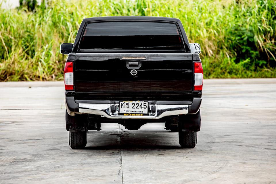 Nissan FORNTIER DOUBBLECAB 3.0 ZDI เกียร์ธรรมดา สีดำ ปี 2004 6