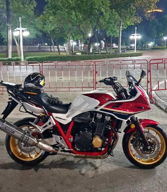 Honda CB1300 มือสอง