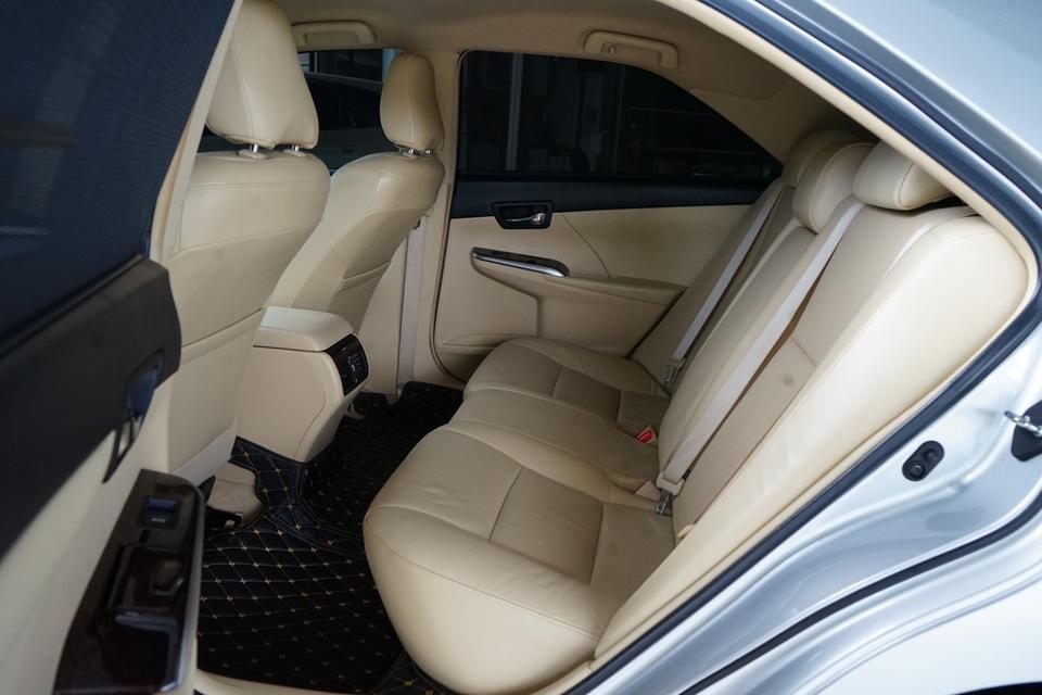 2017 TOYOTA CAMRY 2.0G 9