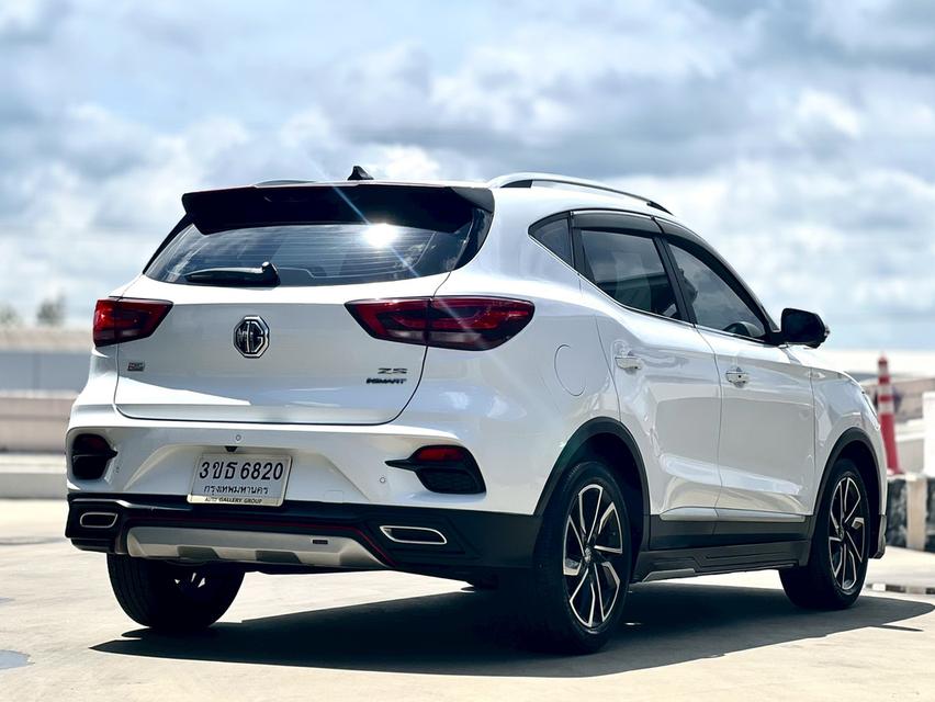 ปี 2022 MG ZS 1.5 X+ สภาพสวย วิ่งน้อย 35,xxx กิโล ราคา 419000  ผ่อน/สดไม่มีแวท 20