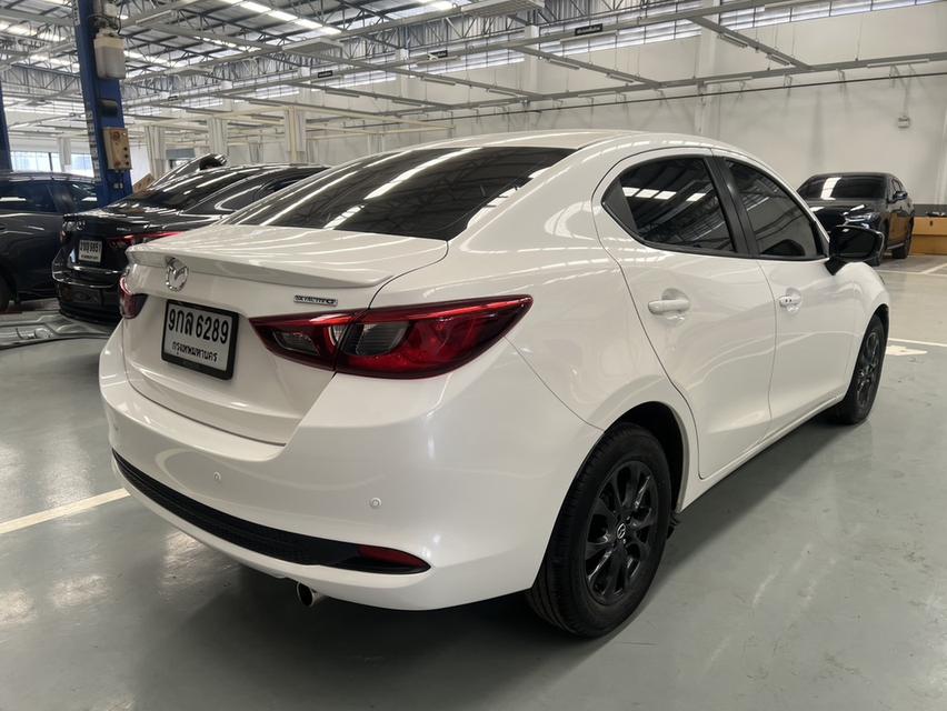 Mazda2 6