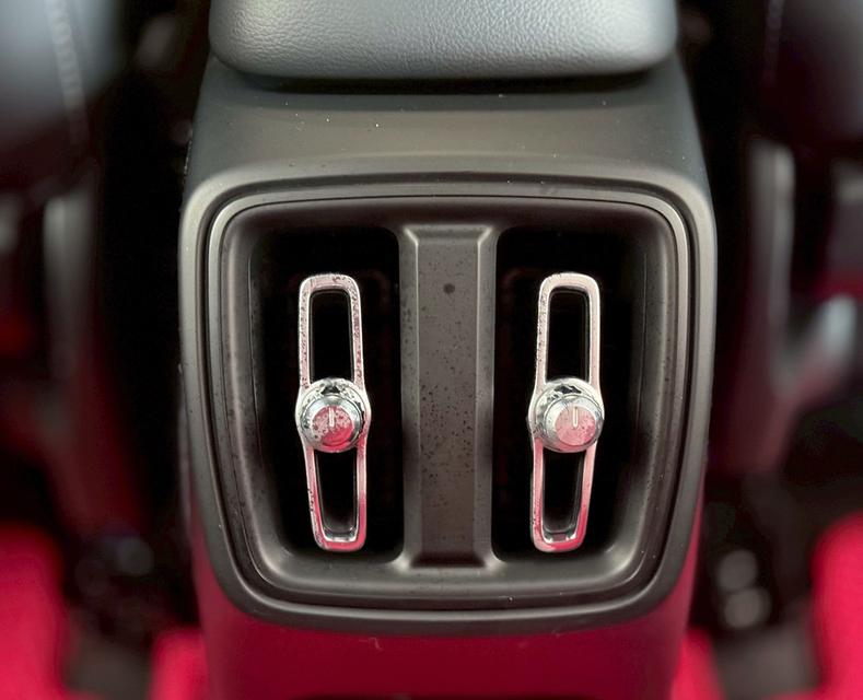 Volvo XC40 T5 ปี2022 รูปที่ 17