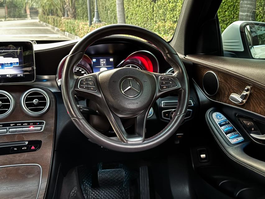 2019  Benz GLC 250d (ดีเซลล้วน) 4matic รุ่น Top รหัส AVA1275 19