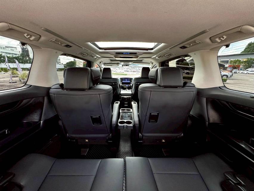 รหัสรถ PEAT3557 🚙🚐TOYOTA ALPHARD​ SC  ปี​ 21  วิ่ง 40,000 km.  10