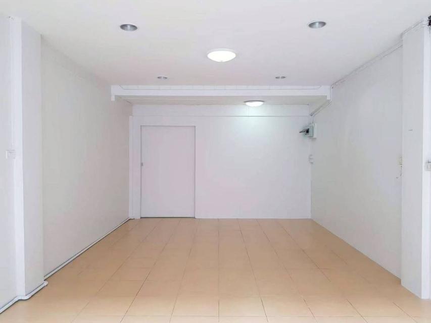 ขายอาคารพาณิชย์ 4 ชั้นครึ่ง ซ.เอกชัย 69 บางบอน พร้อมเข้าอยู่ ทำเลดี เดินทางสะดวกใกล้เซ็นทรัล พระราม 2 5