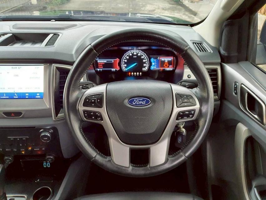 #FORD EVERREST 2.2 TITANIUM 2WD ปี 2017 สีดำ✔️เกียร์ A/T #มีประกันชั้น1  ราคา 499,000 บาท สอบถาม 085 337  55  37 12