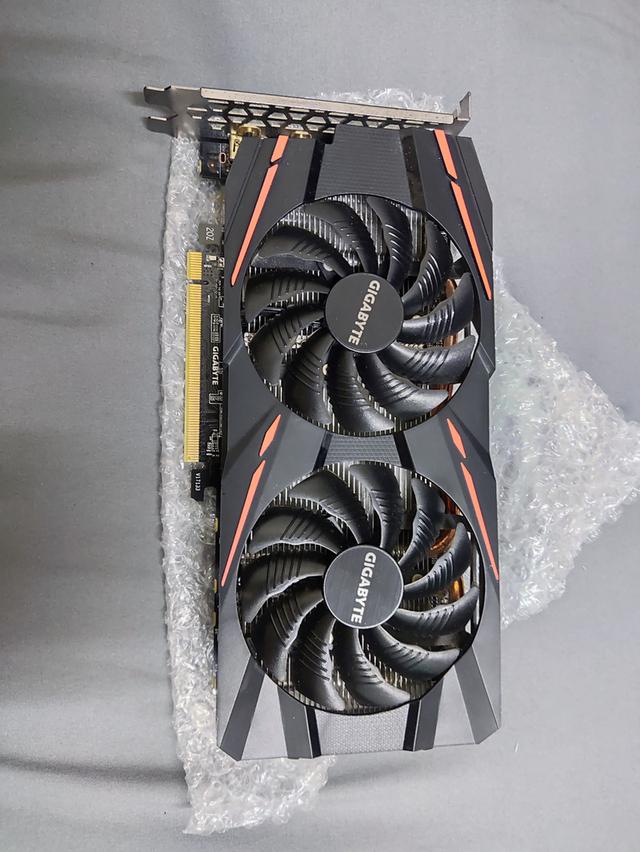 Radeon™ RX 570 GAMING 8G (มือสอง ไม่มีกล่อง)