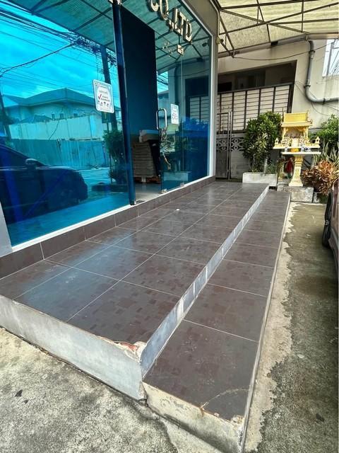 ให้เช่าโกดังพร้อมสำนักงาน 420 ตรม. ซอยพัฒนาการ 38 ใกล้ซีคอนสแควร์ 4