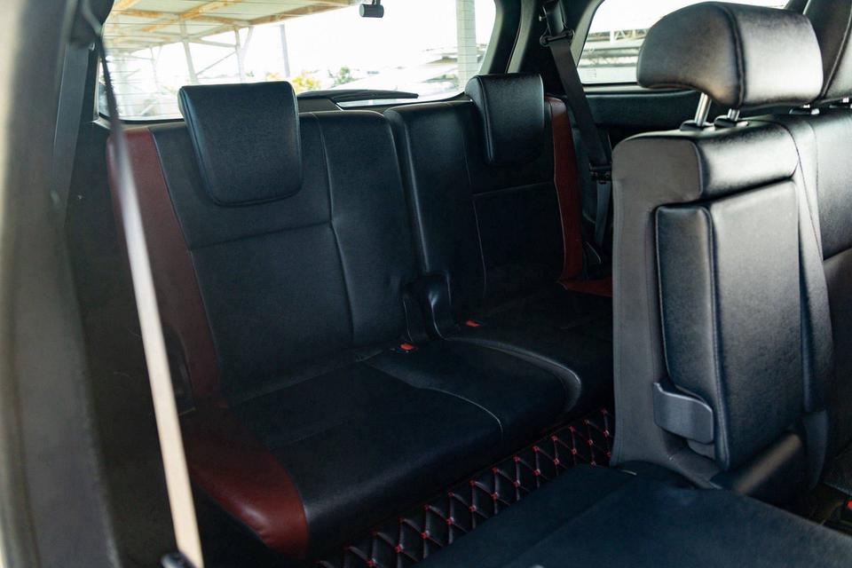 ✨ TOYOTA FORTUNER 2.4 LEGENDER 4WD AT Black Top ปี 2022 แท้ รูปที่ 11