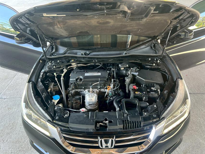 ขายรถ Honda Accord 2.4EL ปี 2014 สีดำ เกียร์ออโต้ 16