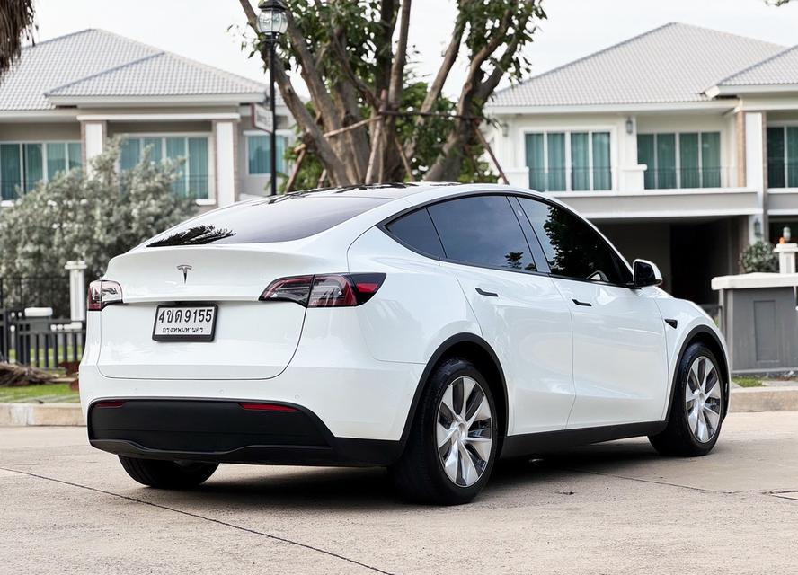 ⚡️ Tesla Model Y RWD 2023 รถศูนย์ ใช้งานน้อย 3 หมื่นโล วารันตีเหลือยาว พร้อมขับ เจ้าของเดียว รูปที่ 4