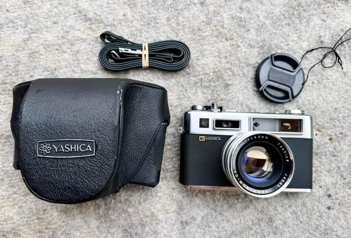 กล้องฟิล์ม YASHICA ELECTRO 35 