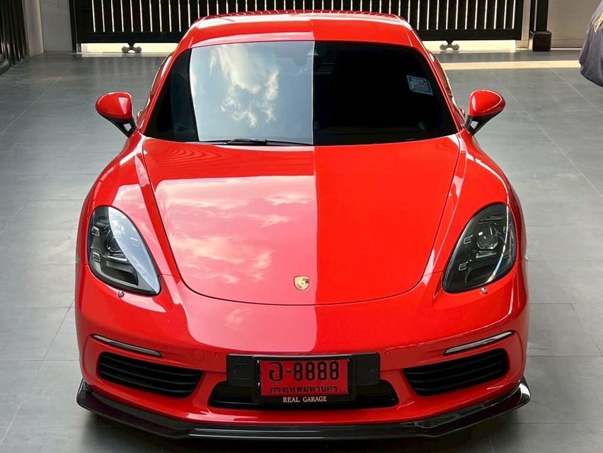 Porsche 718 Cayman