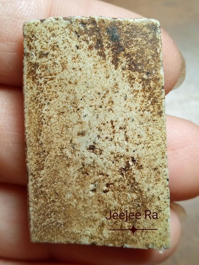 พระสมเด็จเกศไชโยแบ่งปันเก่าเดิมๆคะ 2