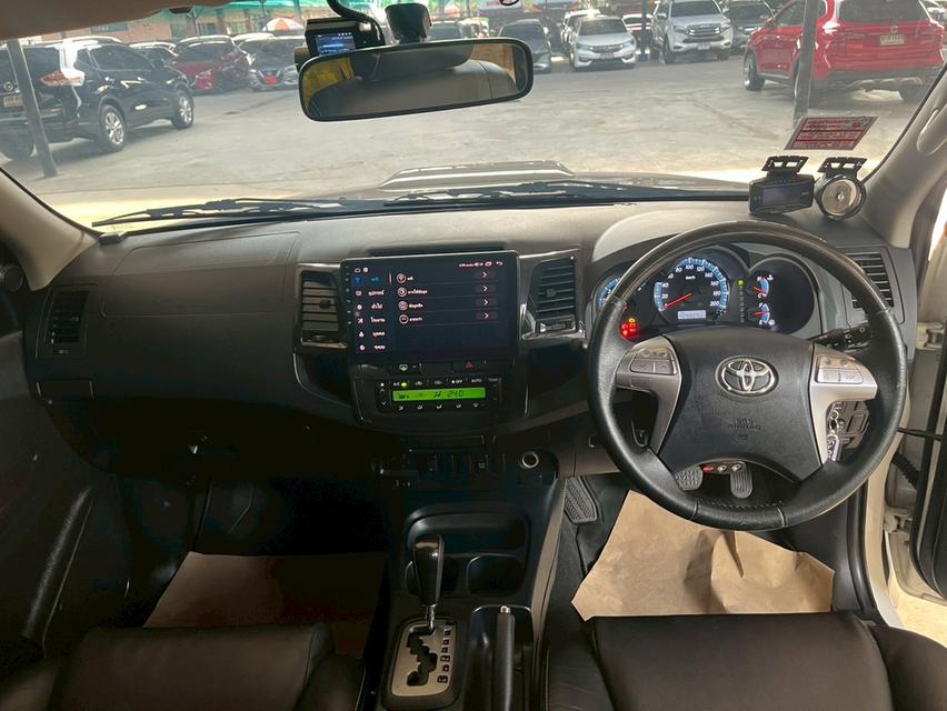 TOYOTA FORTUNER 2.5 V โฉมปี (11-15) 2013 รูปที่ 12