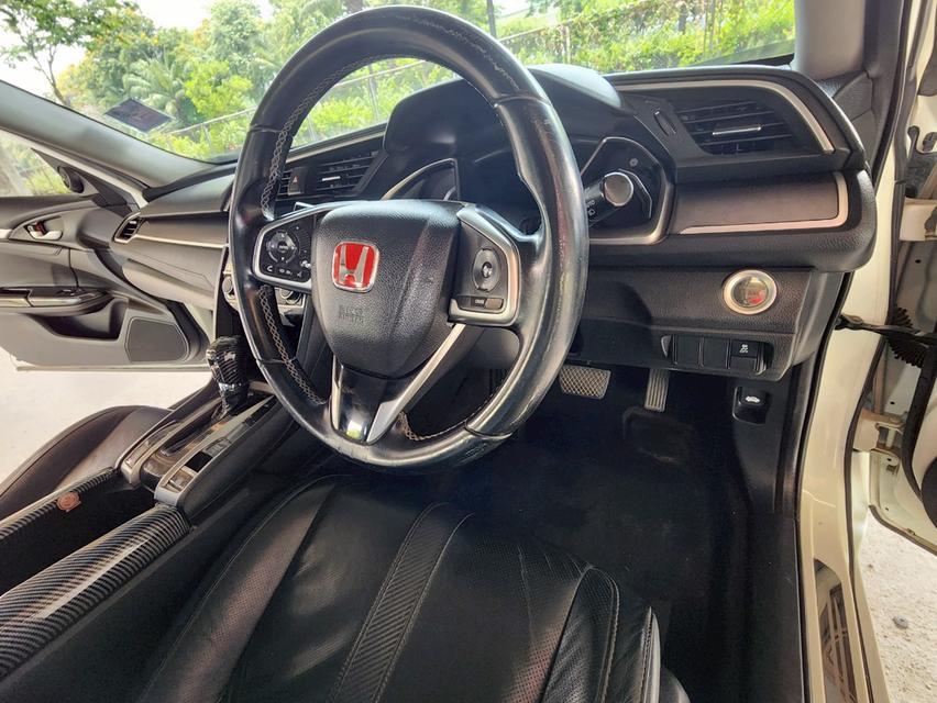 Honda Civic 1.8EL ปี 2018 13