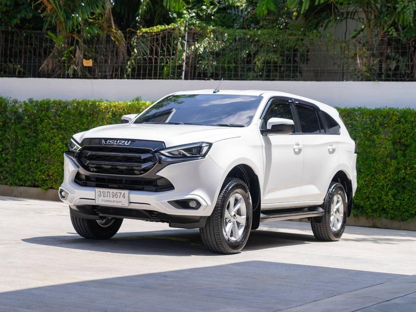 ISUZU MU-X 1.9 Active ปีจด 2023รับประกันเครื่องเกียร์หลังการขาย 3ปี 30000 KM.