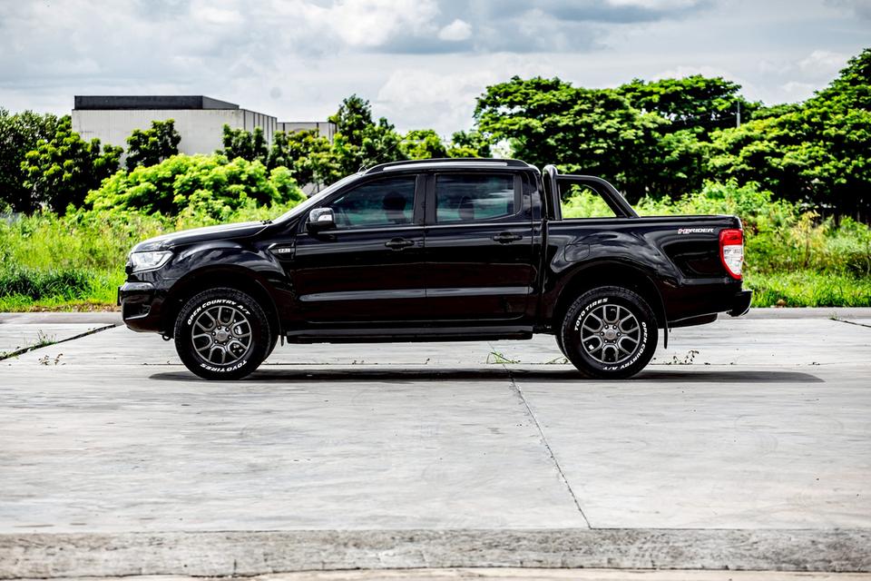 Ford Ranger Hi-lander 2.2XLT 4 ประตู เกียร์ธรรมดา ปี 2017 สีดำ มือเดียวป้ายแดง 10